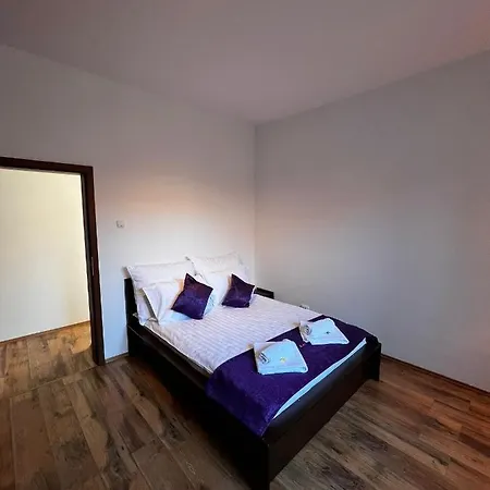 Apartment Comfy